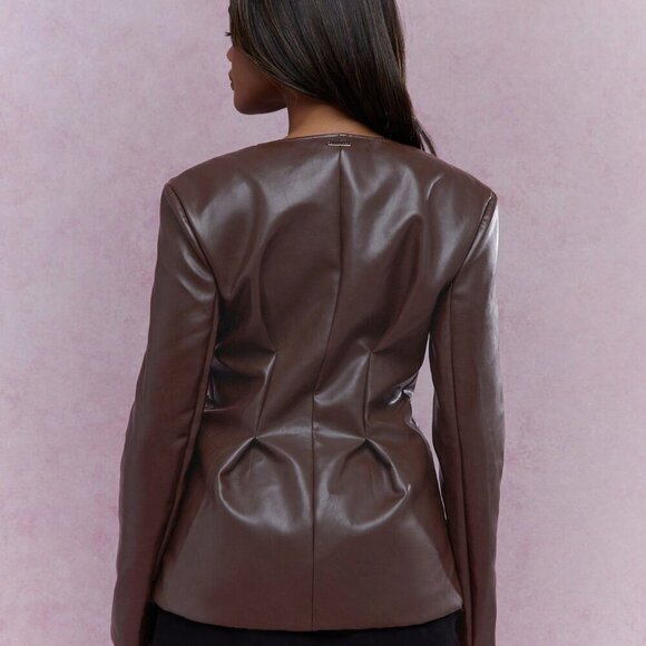 Brown Elegant Women's Woven Fabric Buttoned Collarless Pintuck Long Coat - Picture 2 of 4